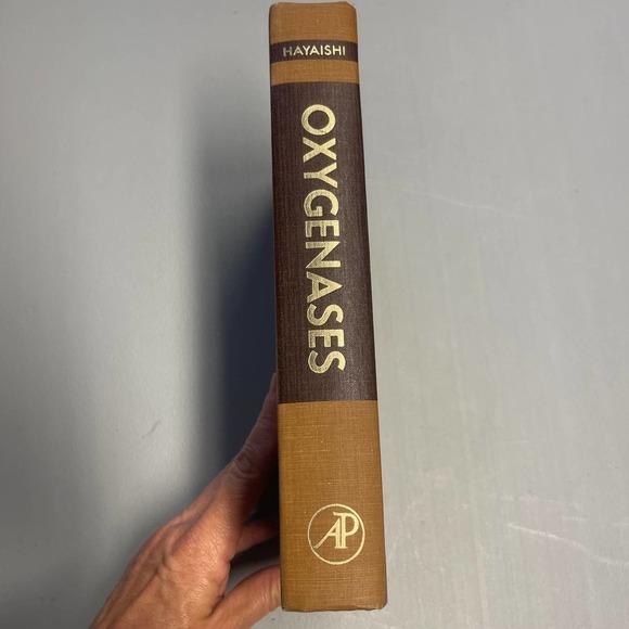OXYGENASES Edited by Osamu Hayaishi 1962 - Picture 2 of 5
